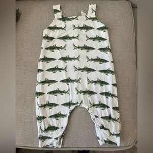 Kate Quinn sharks 12-18m